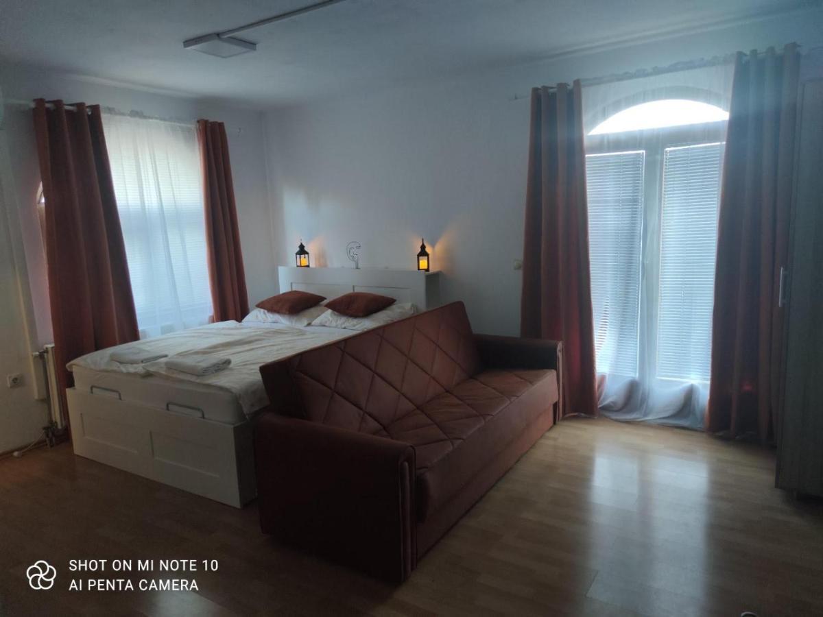 Hostel Havana Banja Luka Exteriör bild