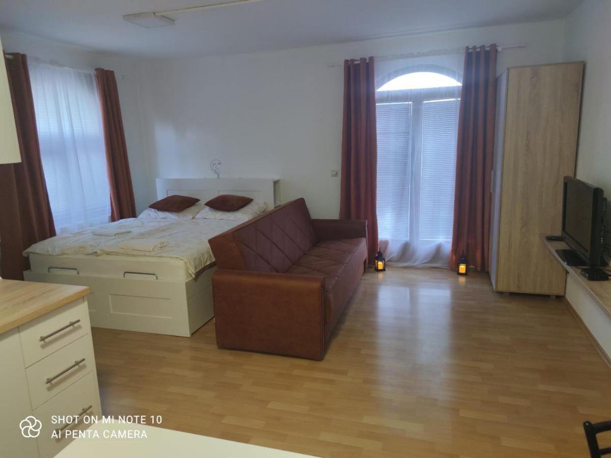 Hostel Havana Banja Luka Exteriör bild