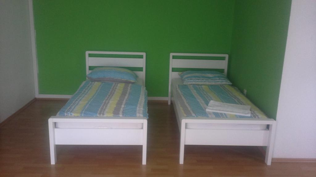 Hostel Havana Banja Luka Rum bild
