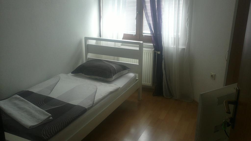 Hostel Havana Banja Luka Rum bild